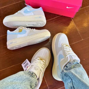 Tênis Nike Air Force 1 SE Sisterhood - Azul 3