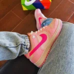 Tenis Nike SB Dunk Low - Tripple Pink 2